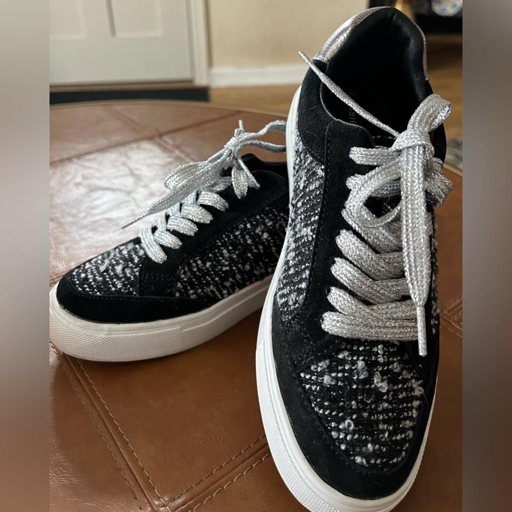 Birdies Cardinal Orbit - 7.5